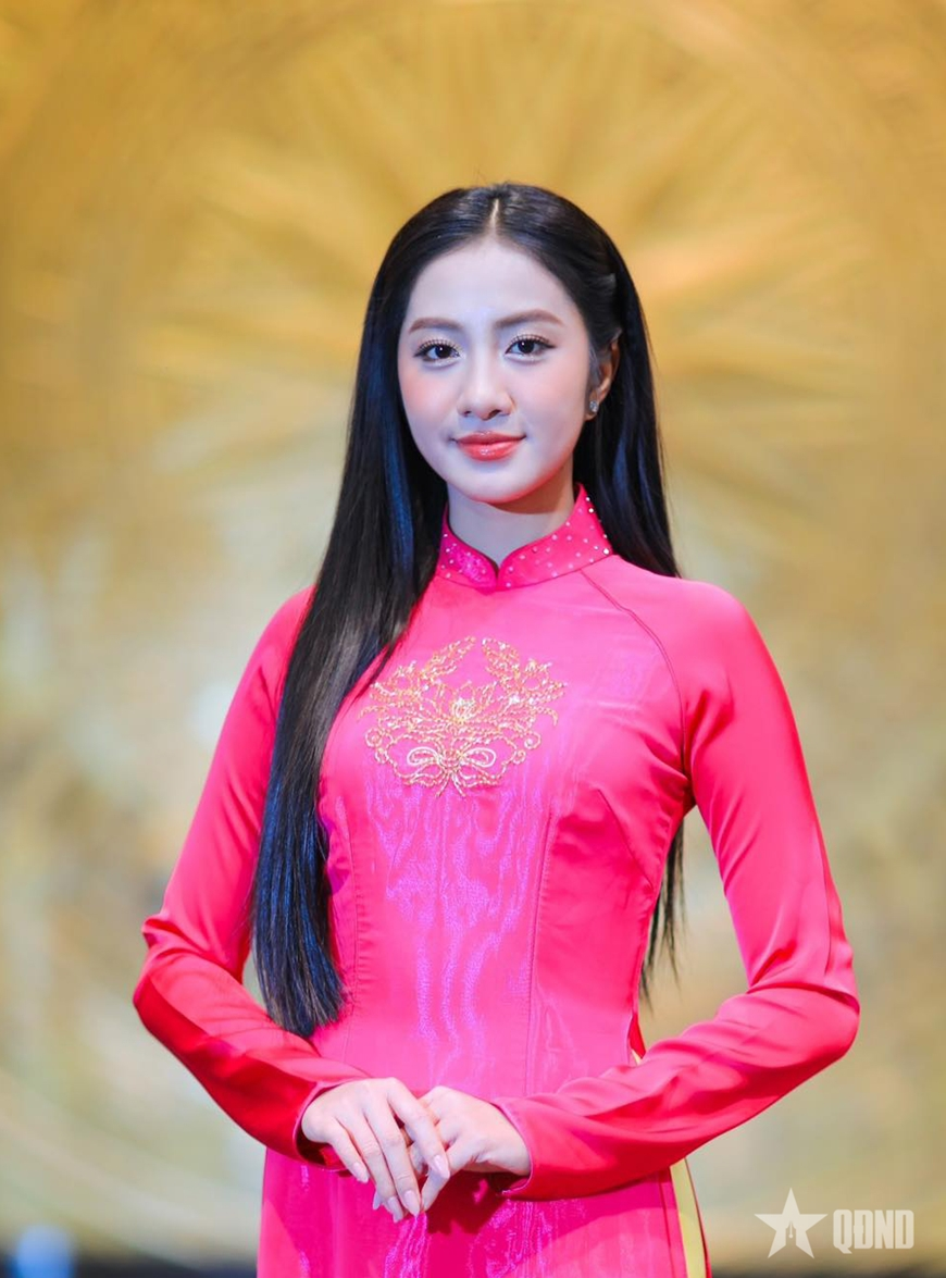 Hoa hậu Việt Nam 2024 Hà Trúc Linh: Người trẻ giữ gìn, phát huy văn hóa Tết cổ truyền